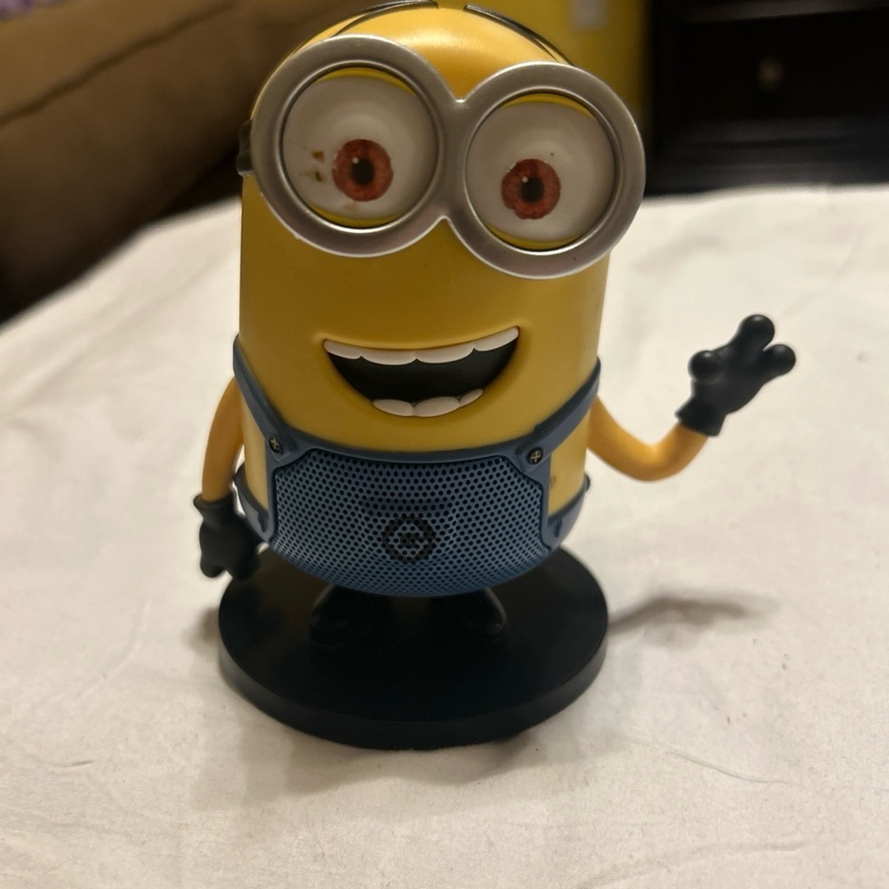 DESPICABLE ME Rechargable Bluetooth Wireless Speaker Tested Preowned minion